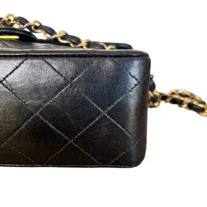 CHANEL - Classic Flap