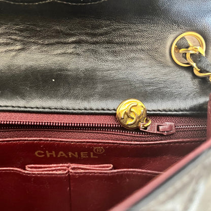 CHANEL - Classic Flap