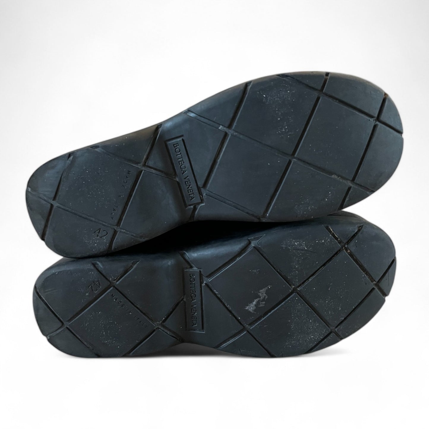 BOTTEGA VENETA - PUDDLE