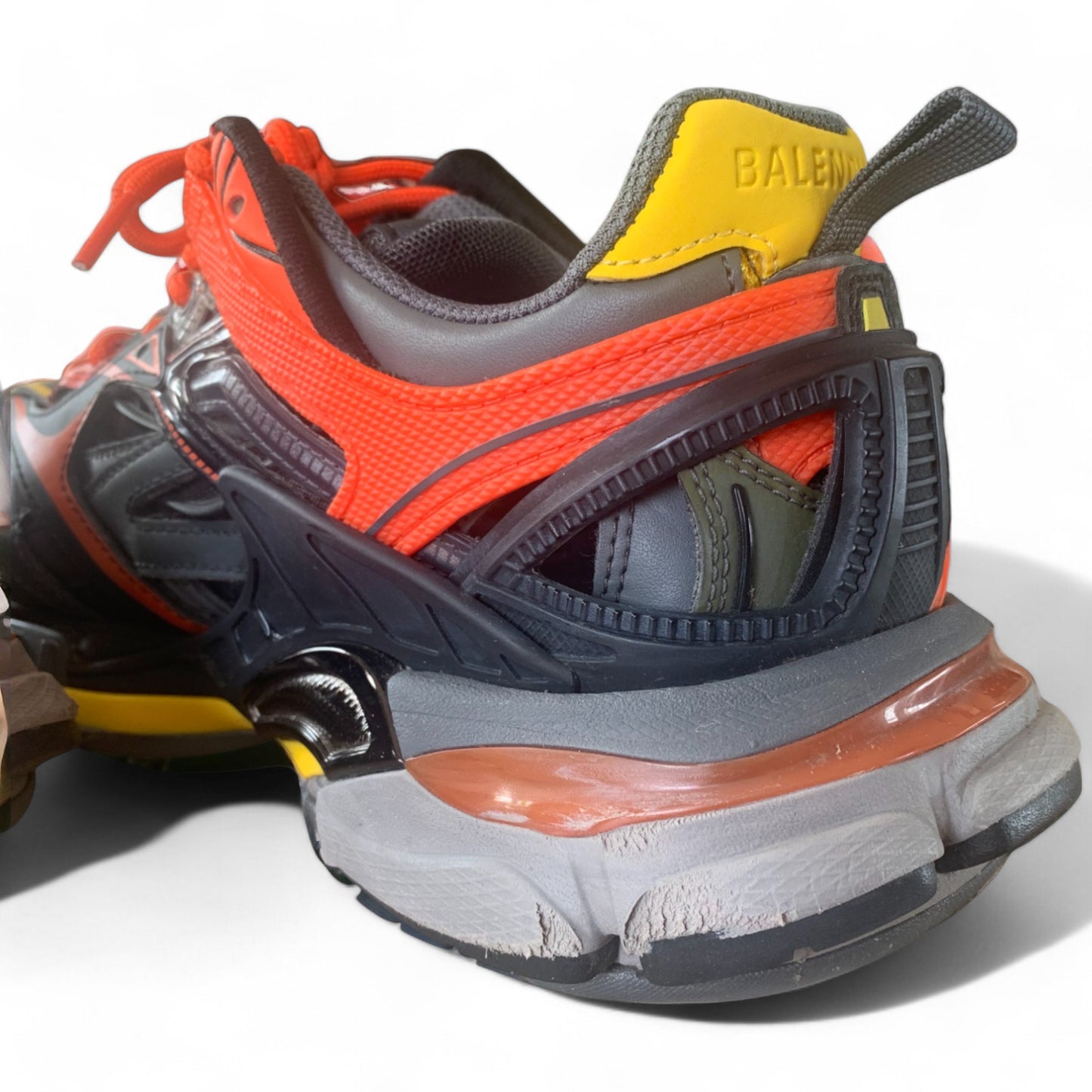 BALENCIAGA - TRACK2