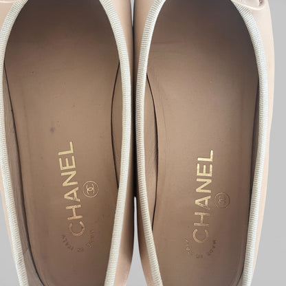 CHANEL - Ballerines