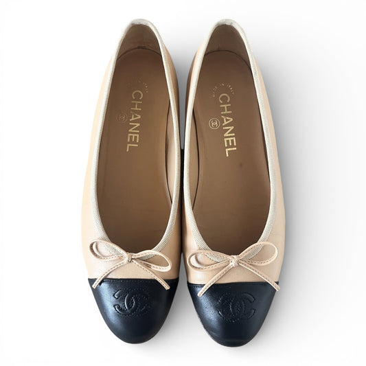 CHANEL - Ballerines